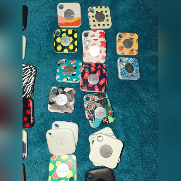 Tile Pro and Mate GPS trackers - Picture 2 of 2